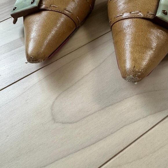 Emanuel Ungaro Brown Leather Heels – Made in Italy with Mother of Pearl Detail - Picture 4 of 8